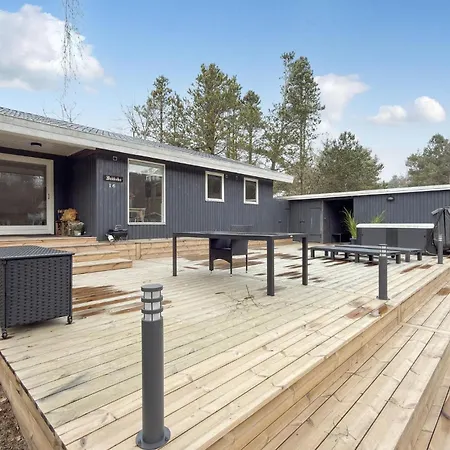 Awesome In With Wifi Holiday home